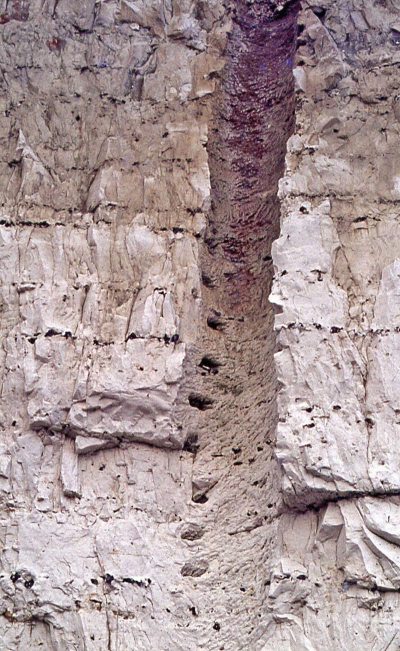Closer shot showing shaft detail